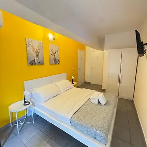  Apartment Alexandra